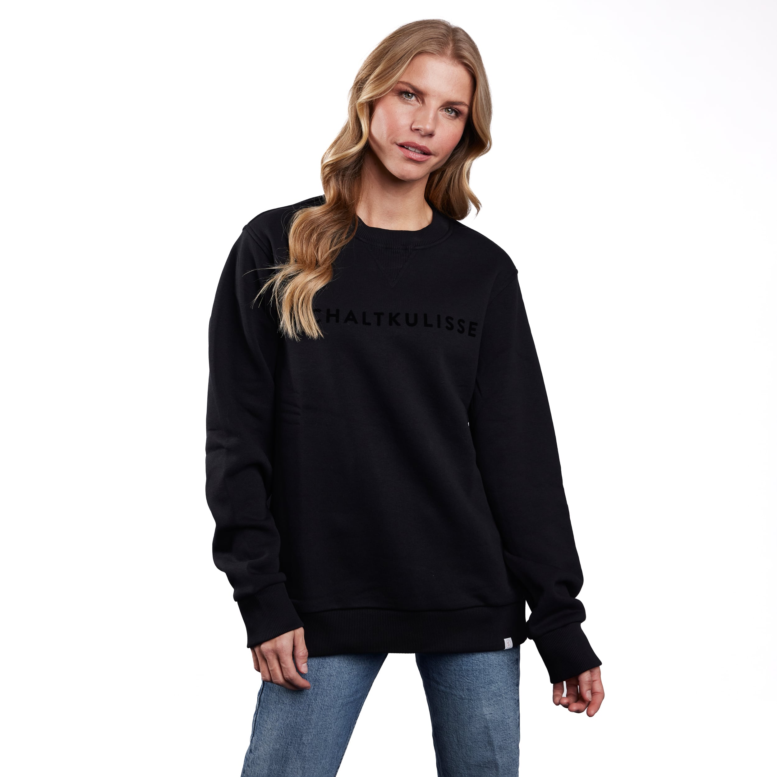 schaltkulisse-sweater-schwarz-1-min.jpg