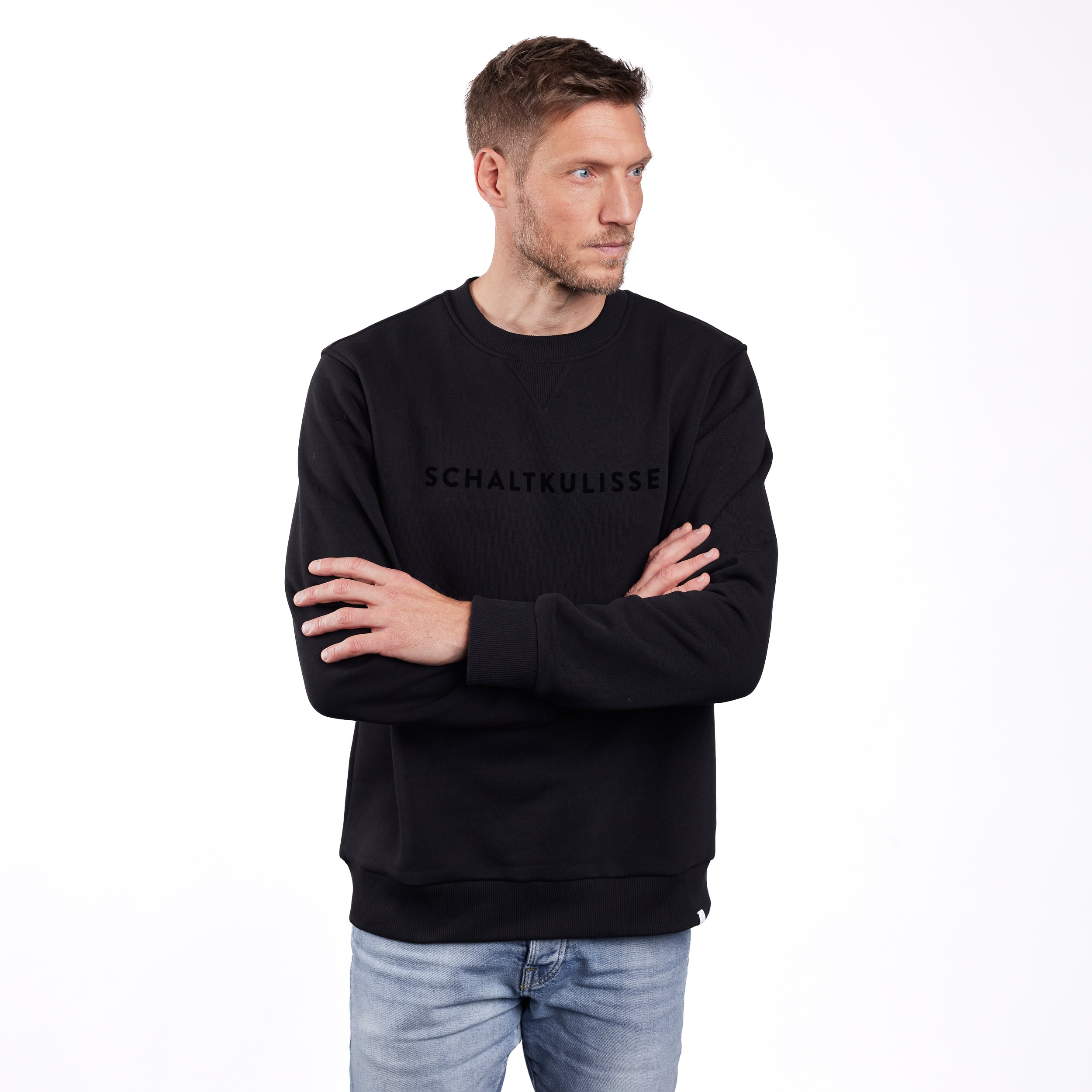 schaltkulisse-sweater-schwarz-3-min.jpg