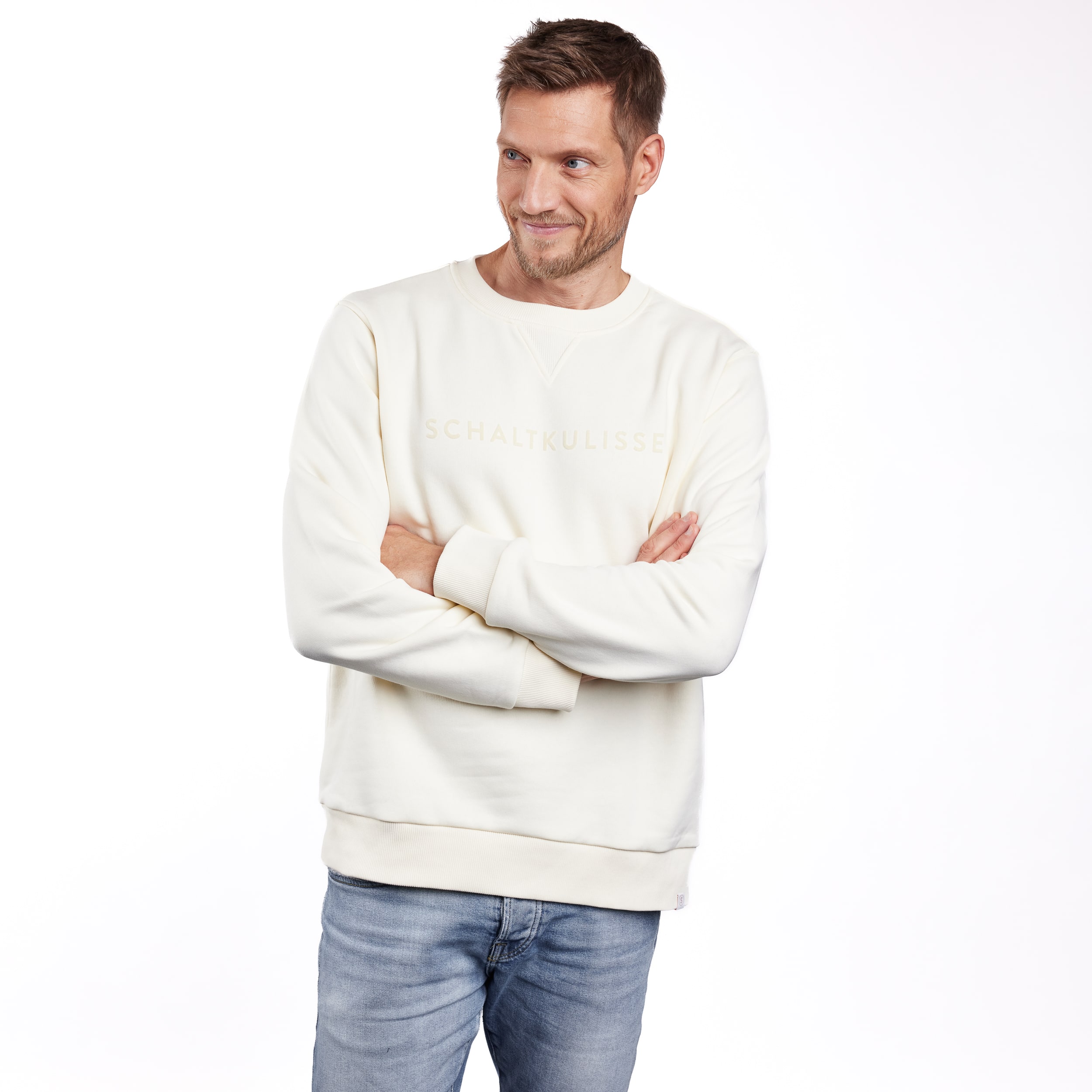 schaltkulisse-sweater-creme-3-min